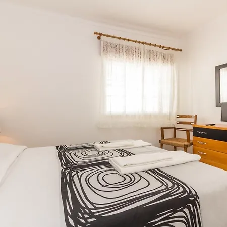 Apartment 1 Bedroom By Algarvemanta *