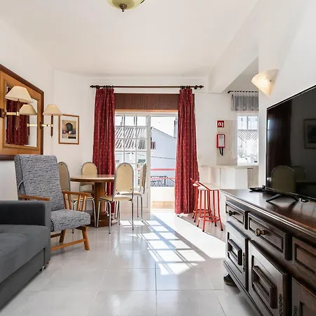 Apartment 1 Bedroom By Algarvemanta