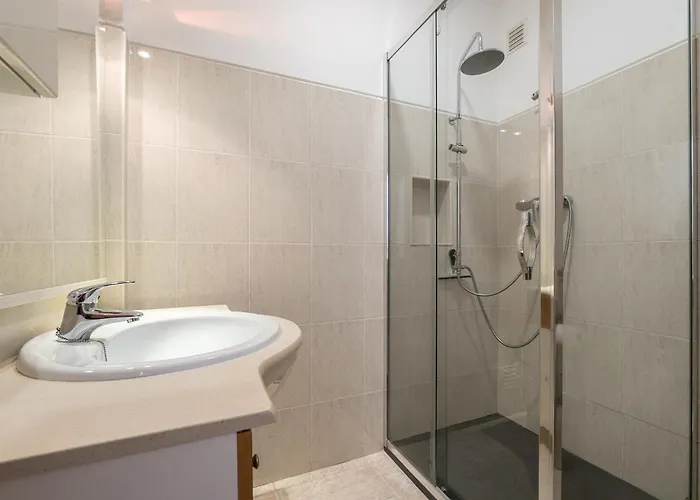 1 Bedroom By Algarvemanta Manta Rota